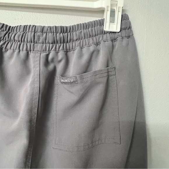 Jaanuuu small tall gray scrub pants - Picture 3 of 10